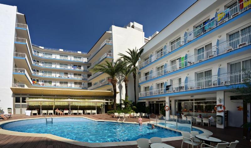 Miami Hotel — Calella — photo 2