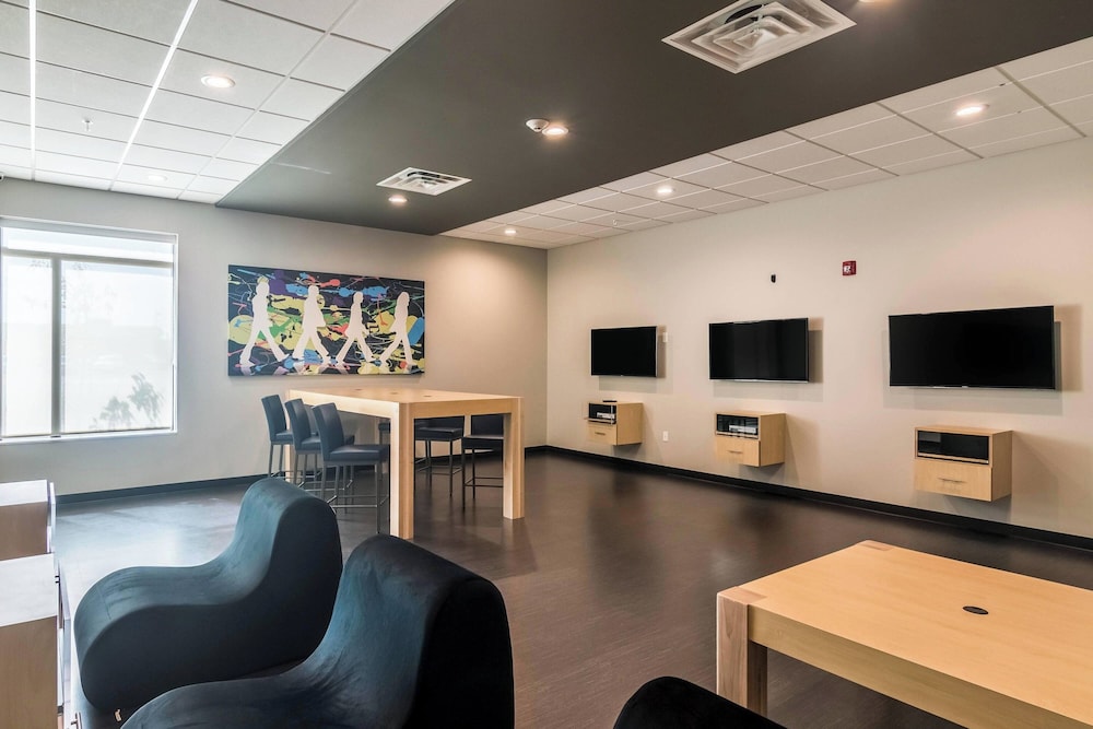 SpringHill Suites by Marriott Oklahoma City Downtown - photo 15