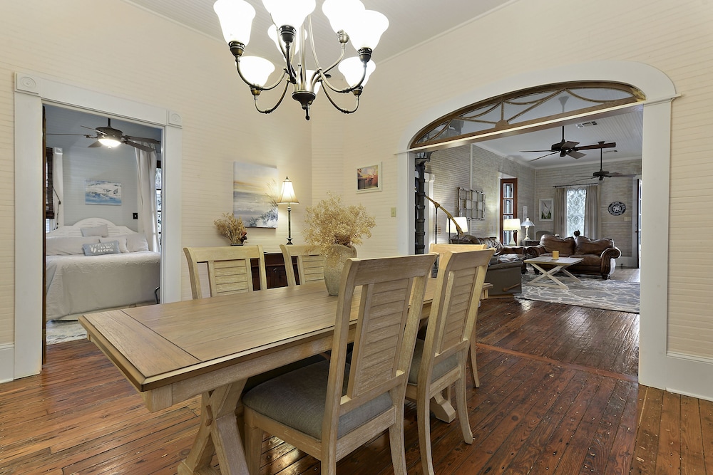 Carroll House Cottages - photo 29
