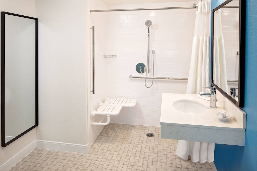 Residence Inn by Marriott Tysons - photo 20