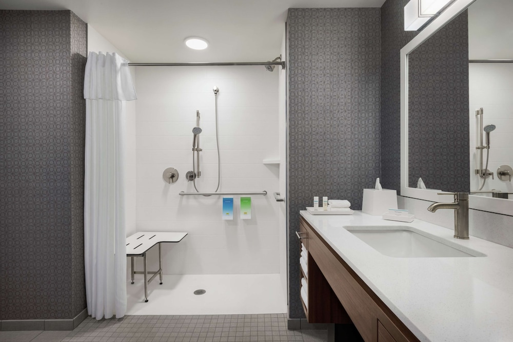 Home2 Suites by Hilton Madison Central Alliant Energy Center - photo 25