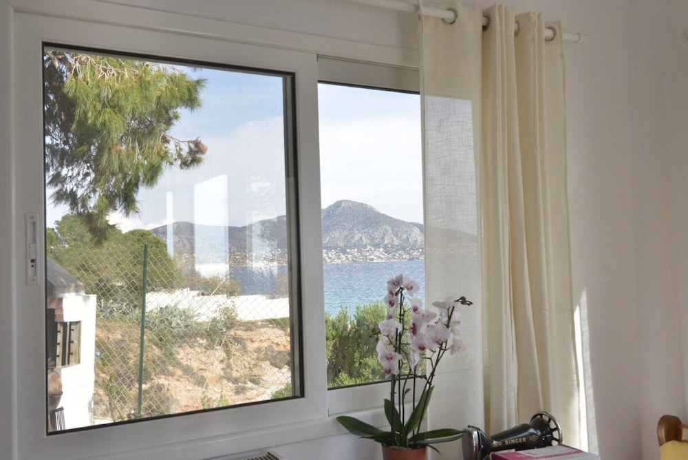 Salamis Beachfront House — Salamina — photo 3