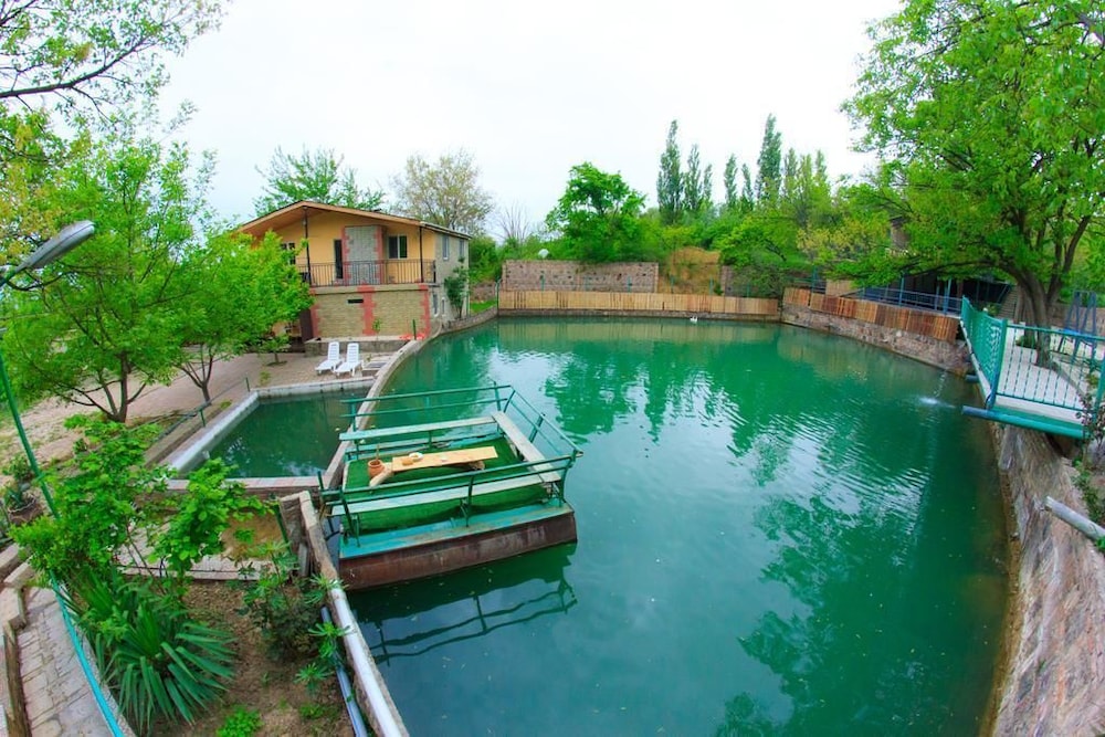 Amiran`s Lake - last minute hotel in Tbilisi