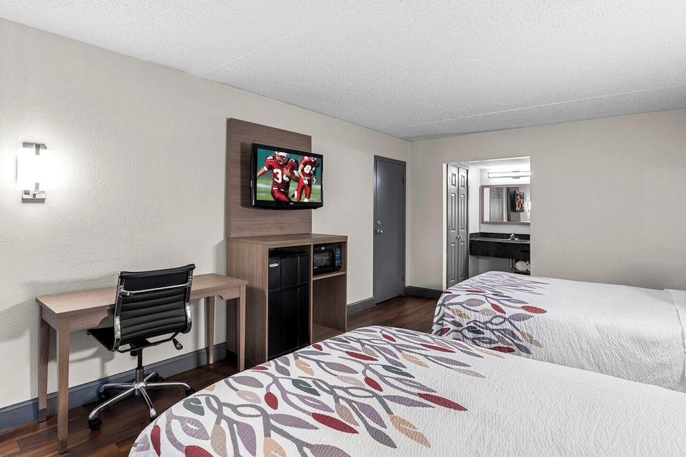 Red Roof Inn Richmond Airport Sandston - photo 10