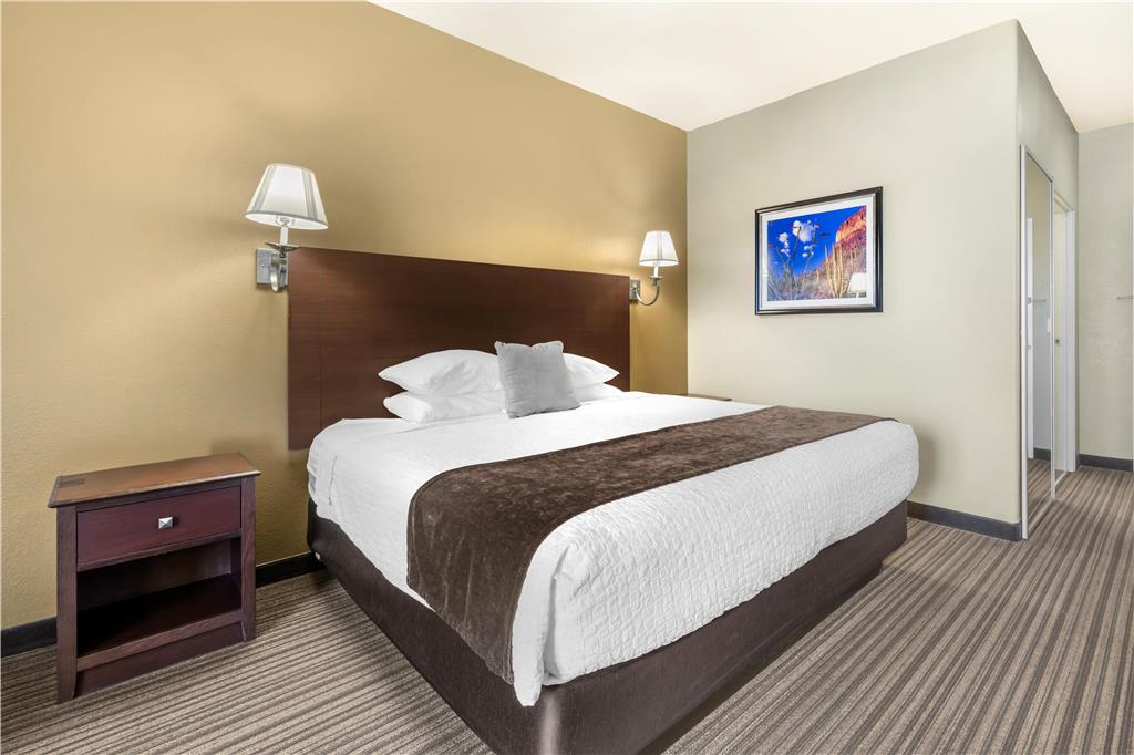 Best Western Plus Winslow Inn - photo 12