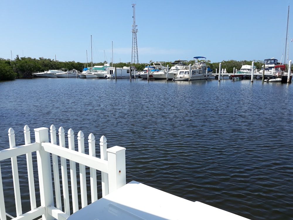 Mangrove Marina and Resort Aqualodge Houseboats - photo 140