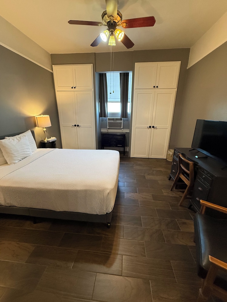 The Gadsden Hotel - photo 37
