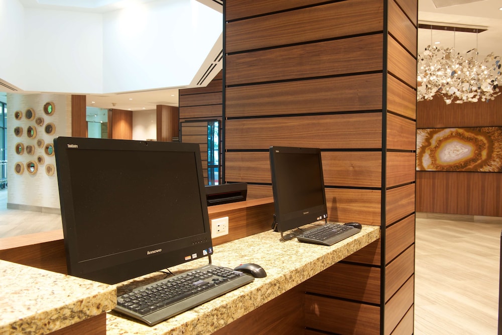 Embassy Suites by Hilton Portland Tigard - photo 82