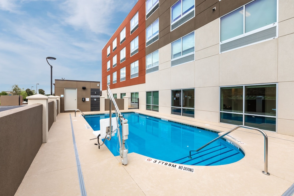 Holiday Inn Express & Suites Greenville Taylors by IHG - featured photo