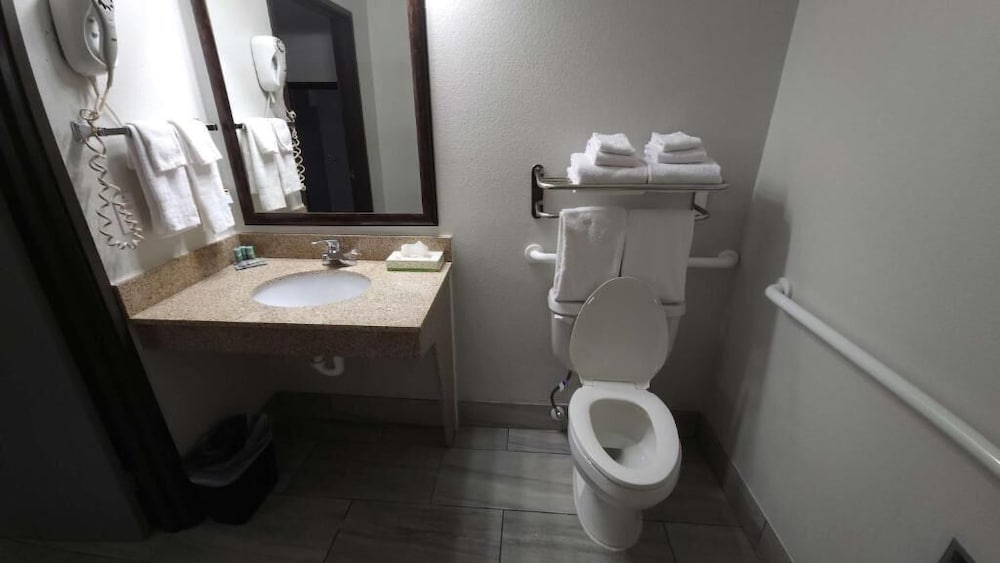West Valley Inn - photo 15