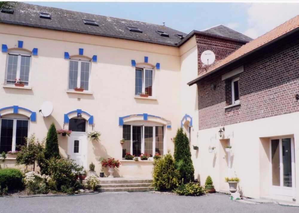 La Ferme Des P’tits Loups in Lille, France