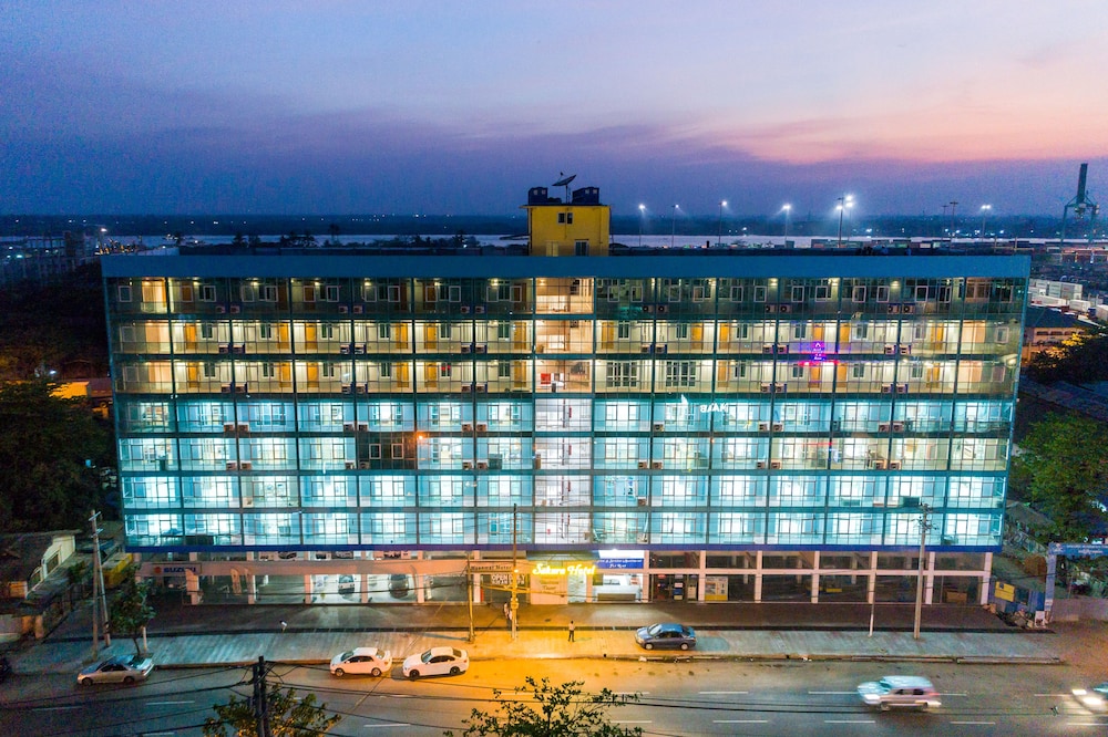 Sakura Hotel - carbon neutral hotel in Yangon