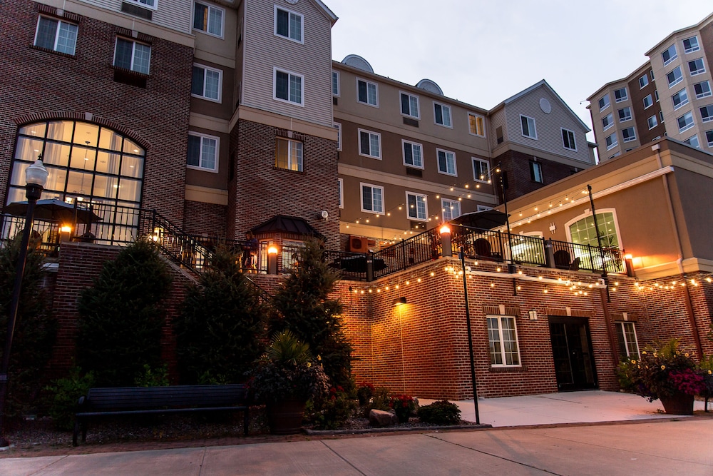 Staybridge Suites Rochester University by IHG - photo 51