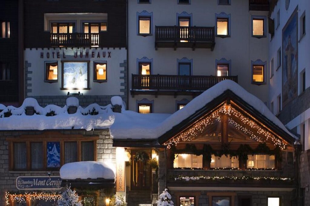 Hotel Jumeaux in Valtournenche, Italy