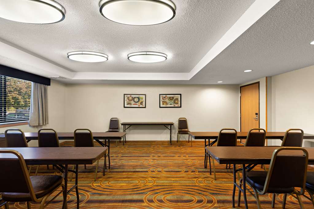 Best Western Germantown Inn - photo 10