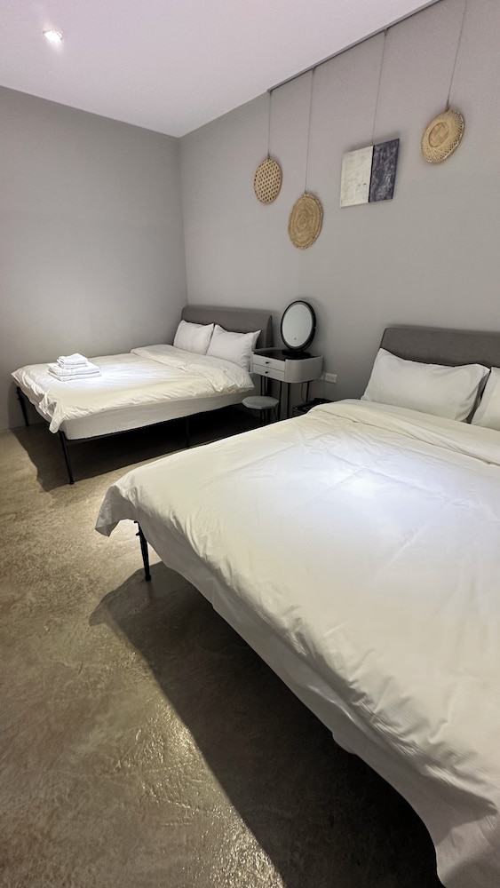 Entire Pool House for 10 people — 4-Star Luxury Hotel in Tainan, Republic of China Taiwan