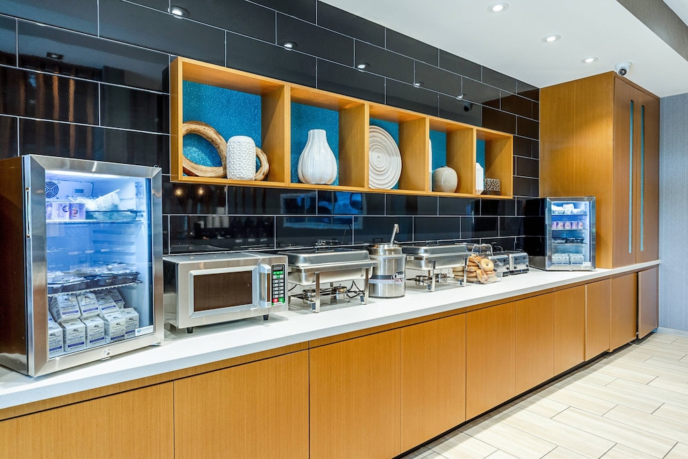 SpringHill Suites by Marriott Charleston Airport & Convention Center - photo 72