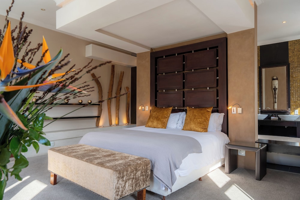 Nova Constantia Boutique Residence — 5-Star Luxury Hotel in Cape Town, South Africa