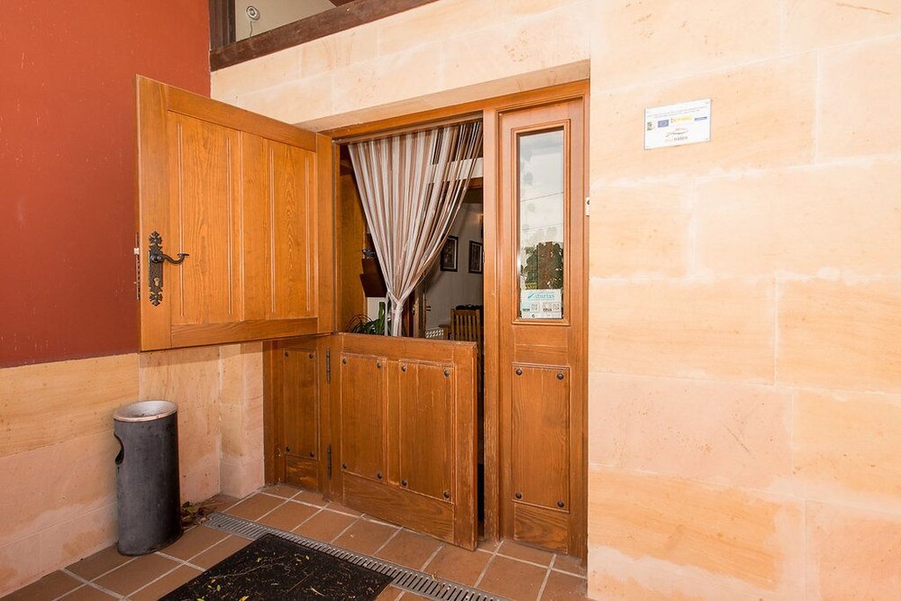 Hotel Rural Foncubierta — Soto Del Barco — photo 2