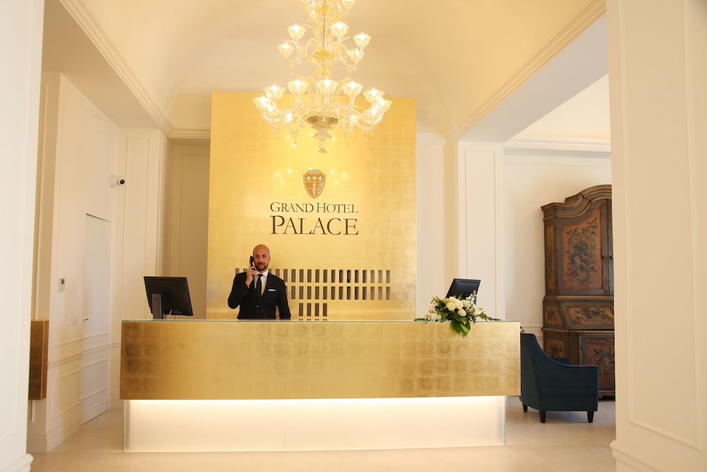 Grand Hotel Palace — Ancona — photo 4