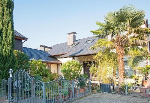 Haus Sonnenschein — 4-Star Luxury Hotel in Unterkrozingen, Germany