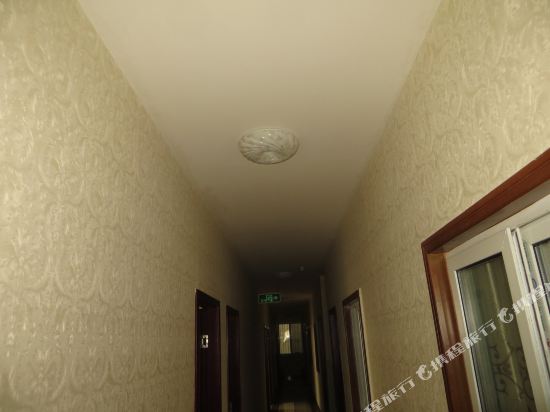 Xi Qian Xing Nan Qiao Business Hotel in Weizhou, People's Republic of China