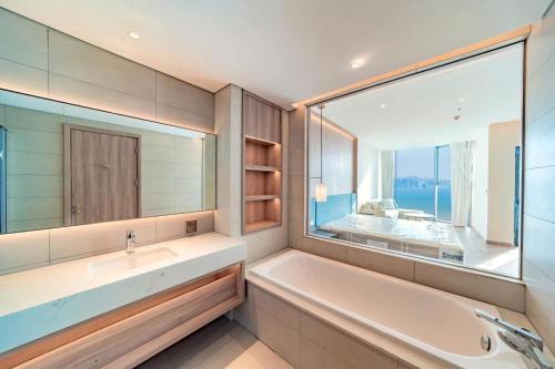 Alacarte Hạ Long Bay Hotel Green Travel Việt Nam in Ha Long, Vietnam