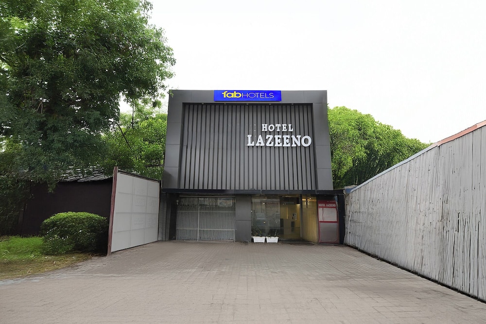 Fabhotel Lazeeno in Faridabad, India