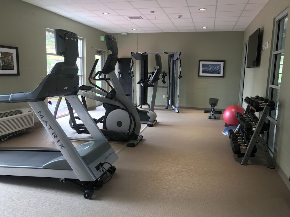 Staybridge Suites Madison Fitchburg - photo 59