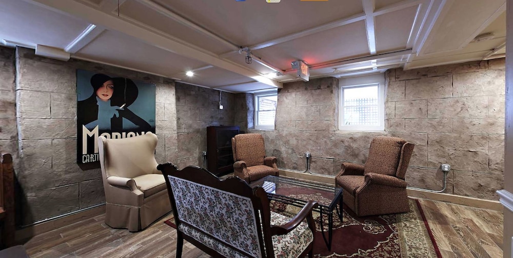 Bellevue Manor - photo 50