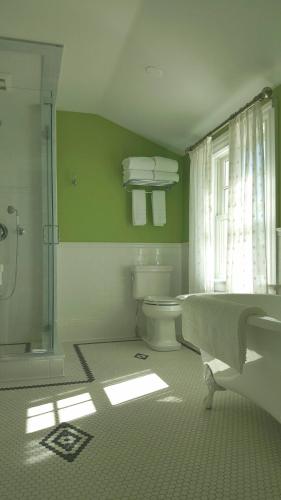 Margin Street Inn - photo 28