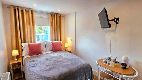 Claire Double Room - last minute hotel in London