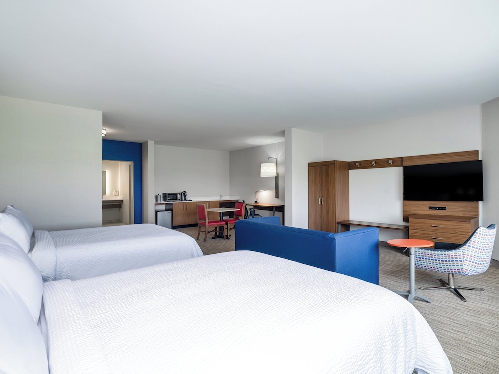 Holiday Inn Express Lodi - photo 16