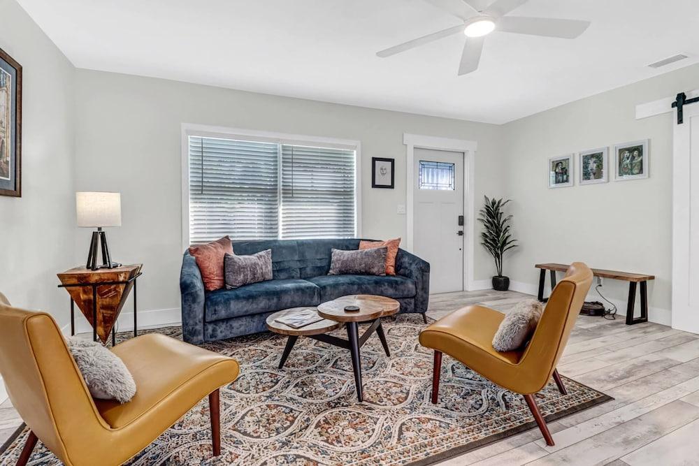 1449 Braman Ave in Fort Myers, United States