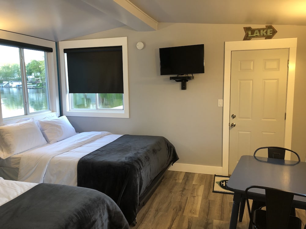 Alexanders Landing - photo 21
