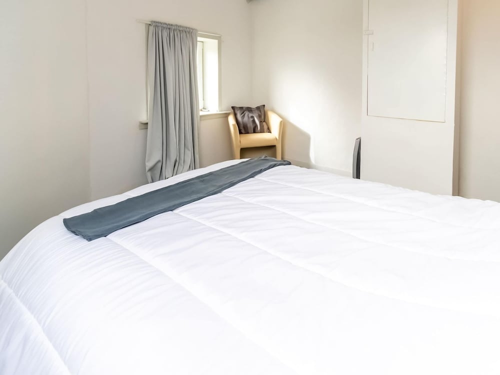 Holiday home in Stavele with terrace — Alveringem — photo 5