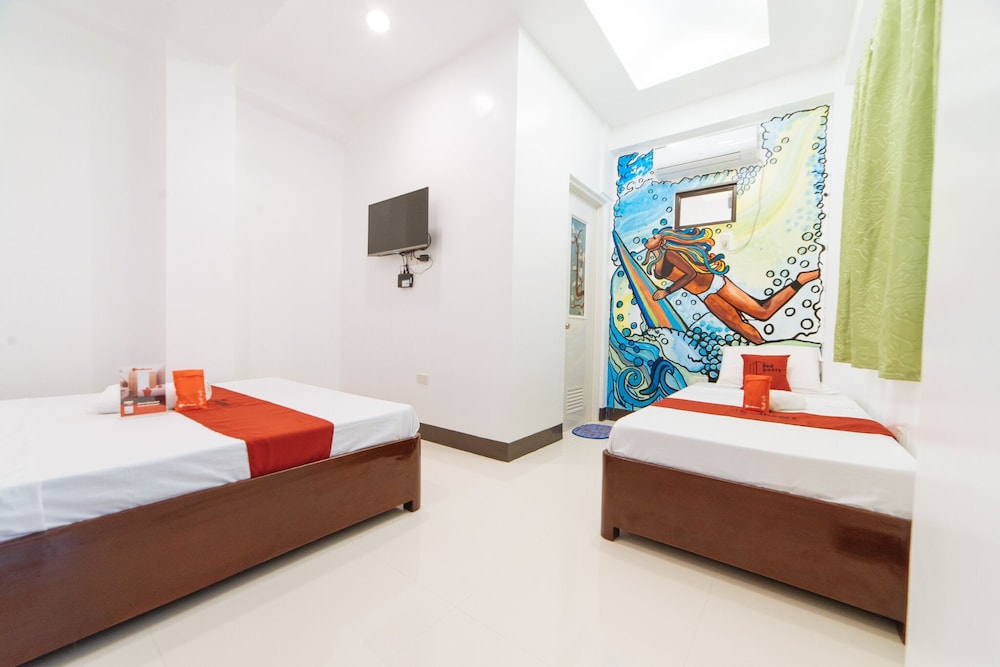 RedDoorz @ Bonifacio Extn Baler — Baler — photo 5