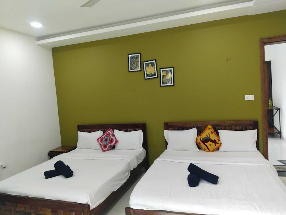 Mansarovar Bungalows — Lonavla — photo 5