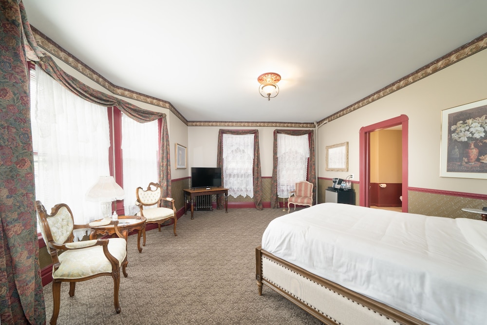 The Naples Hotel - photo 4