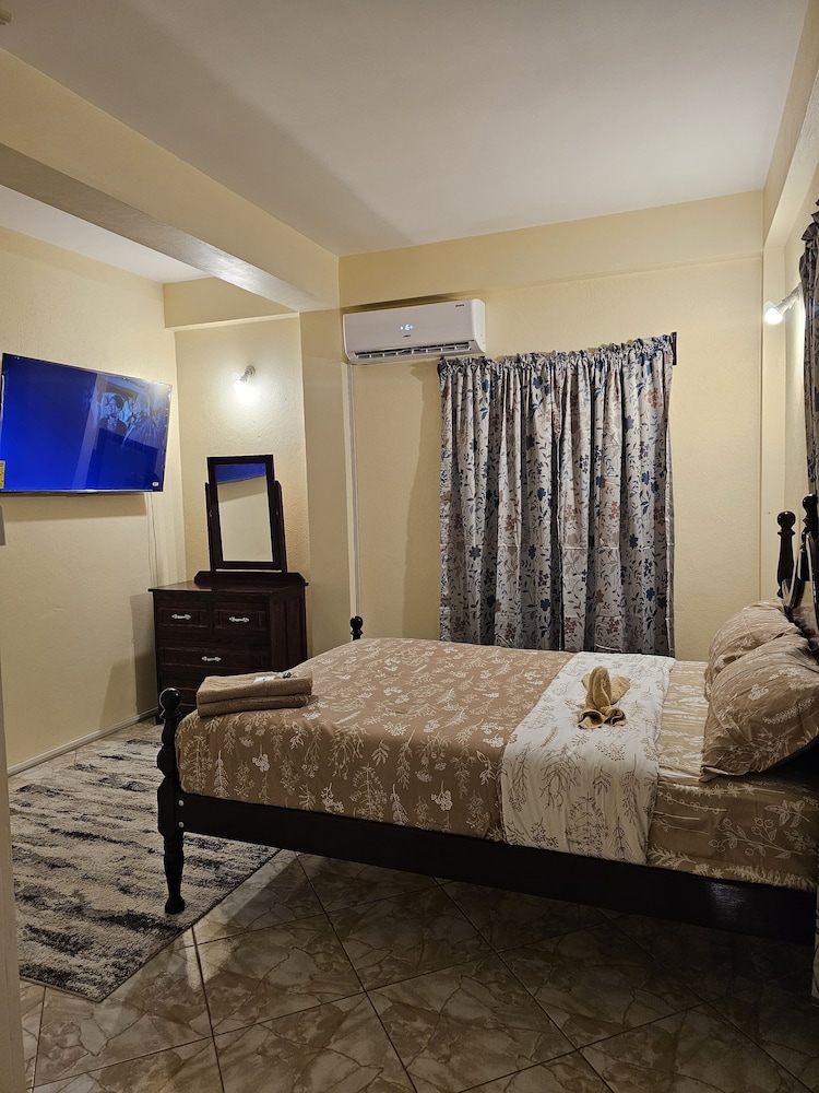 Castle Berry Apartments — Kingstown — photo 2
