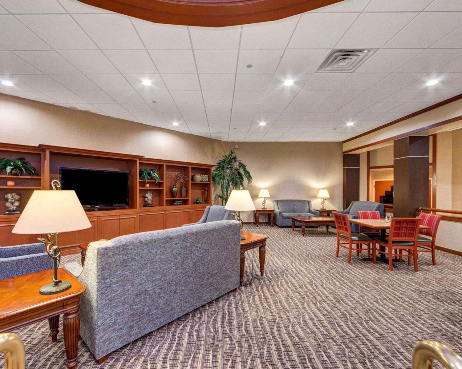 Comfort Inn and Suites Plano East - photo 12