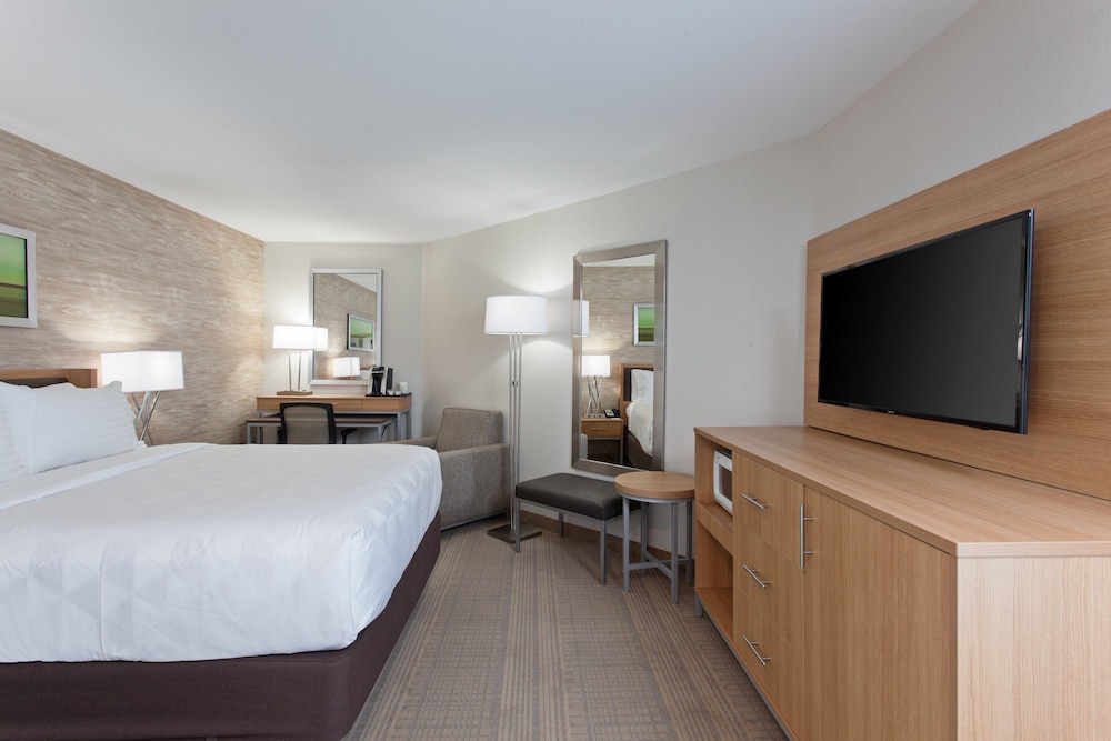 Holiday Inn Palmdale Lancaster by IHG - photo 12