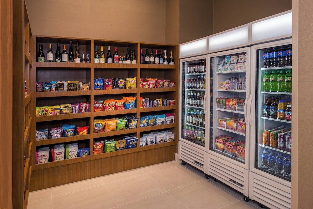Fairfield Inn and Suites by Marriott Washington - photo 17