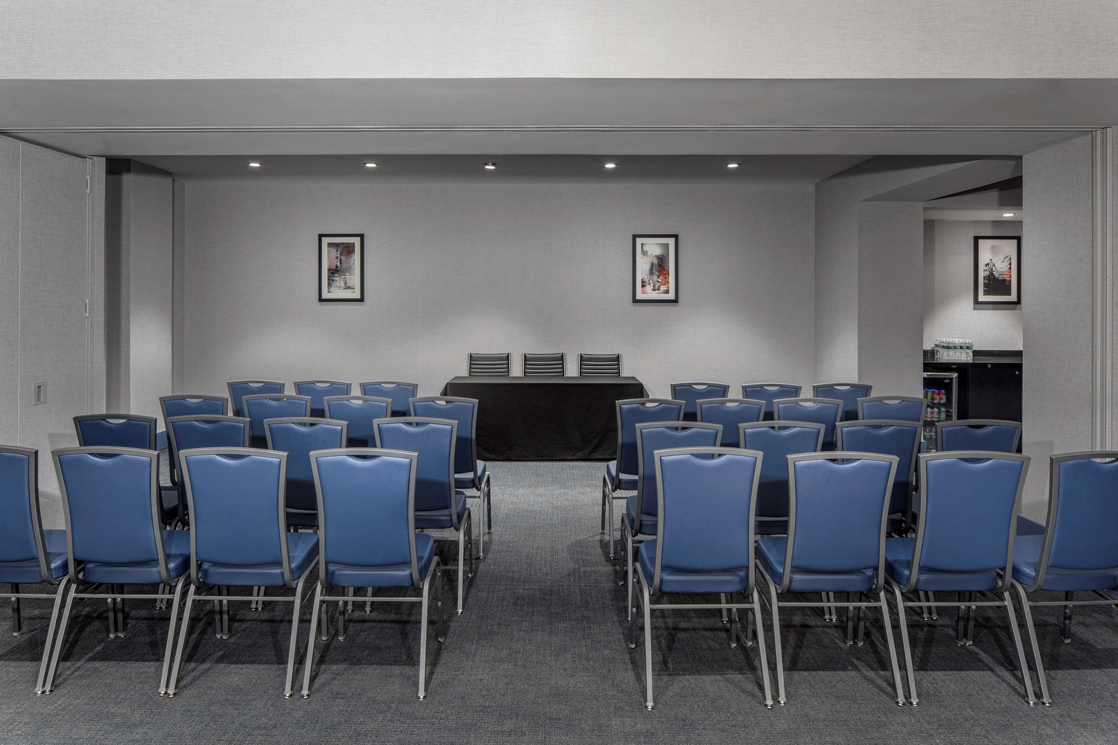 DoubleTree by Hilton New York Times Square West - photo 15