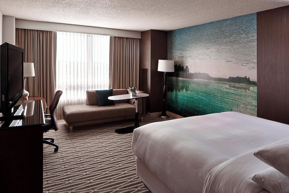 Marriott Minneapolis Southwest - photo 17