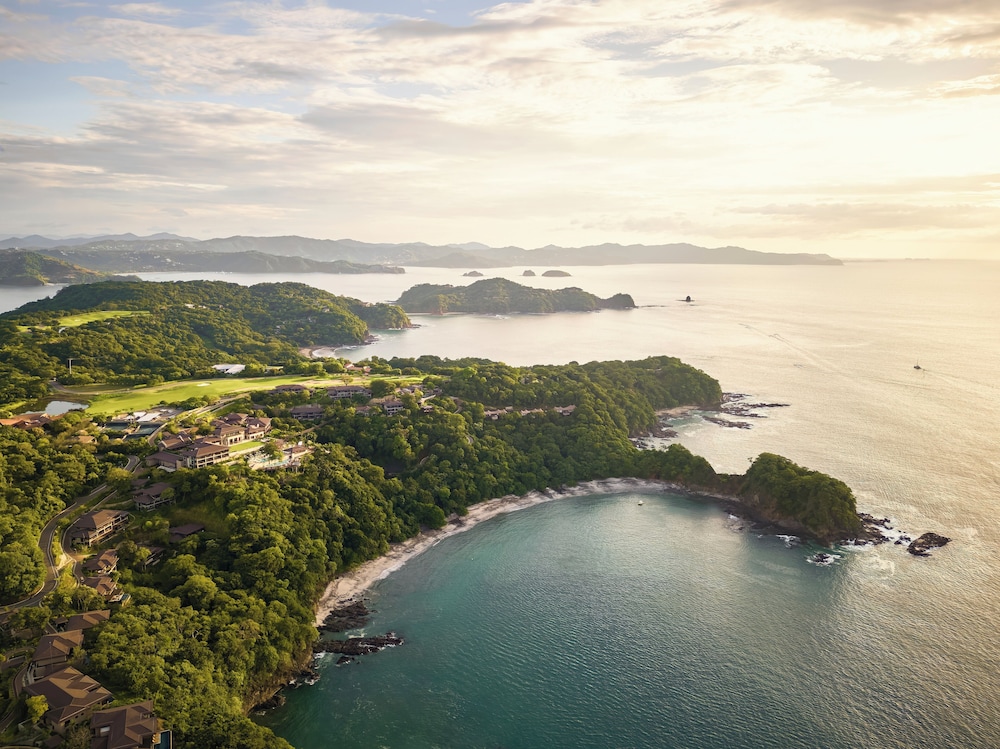 Nekajui Peninsula Papagayo a Ritz Carlton Reserve — 5-Star Luxury Hotel in Liberia, Costa Rica