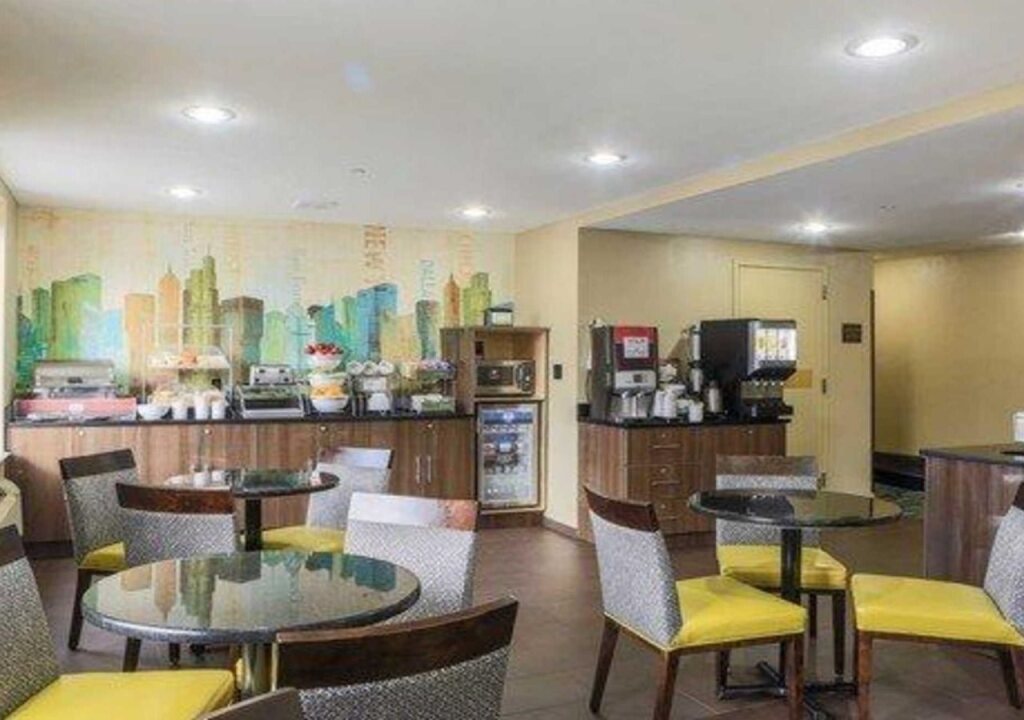 Comfort Inn Brooklyn City Center - photo 10