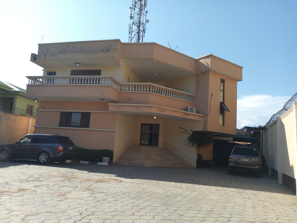 Feligold Royal Hotel - last minute hotel in Lagos