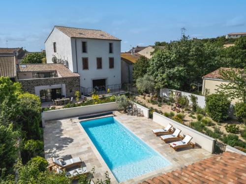 Chic Converted Stables - carbon neutral hotel in Laurens