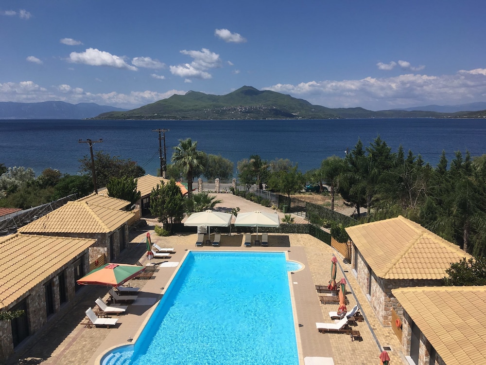 Almyra Holiday Village in Aidipsos, Greece